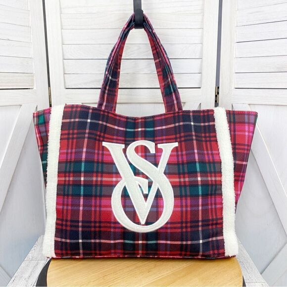 Victoria’s Secret Plaid Flannel Faux Sherpa Tote Bag Pink Green Large - Picture 1 of 10
